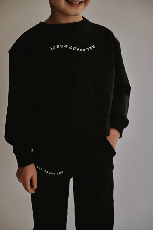 ‘Jesus Loves You’ Lounge Sweat Set